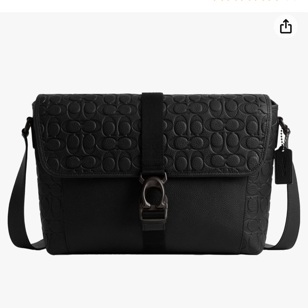 Coach Beck Messenger Bag in Signature Pebble Leather unisex